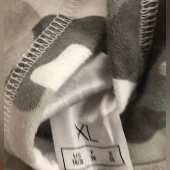 Adidas Boys' Long Sleeve Camo Print Hoodie X-Large - Picture 2 of 6